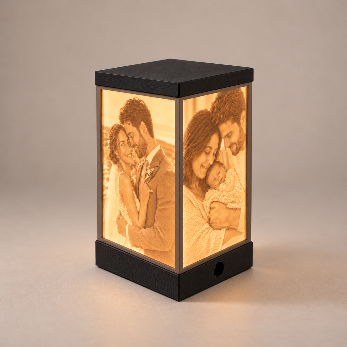 ArtLight Foto-Würfel frontal, eingeschaltet, mit persönlichen Fotos